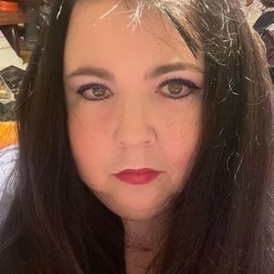 Meet your Posher, Christy l